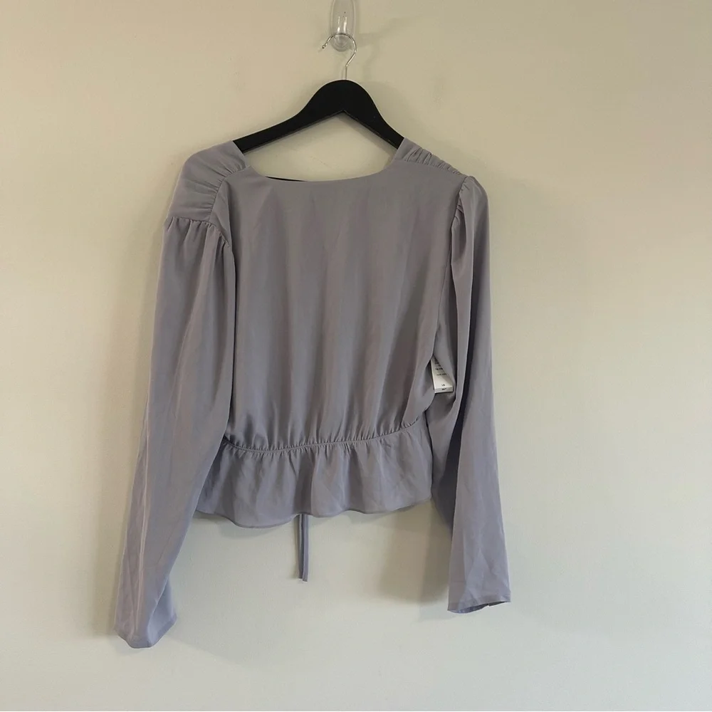 Sunday Best Kimberly Tie Front Blouse Large Lilac Grey NWT Aritzia - Picture 3 of 10